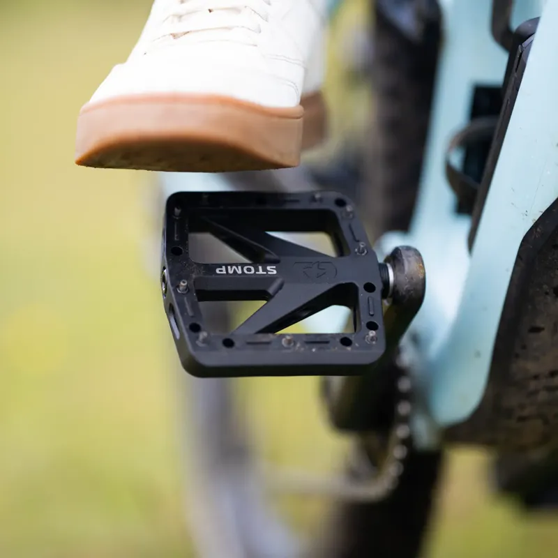 Oxford Stomp Nylon Flat MTB Pedals - Black-3
