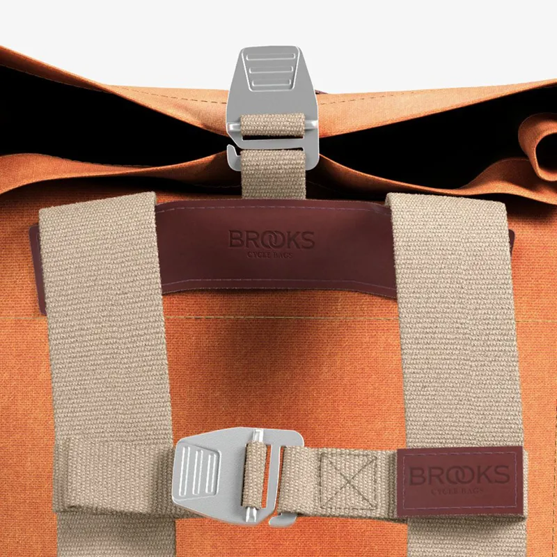 Brooks Pickwick Backpack - Small - Goose Beak-9