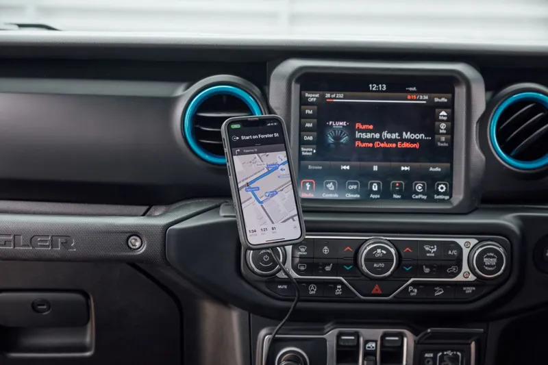 Quad Lock Wireless Charging Head for Car / Desk V2-4