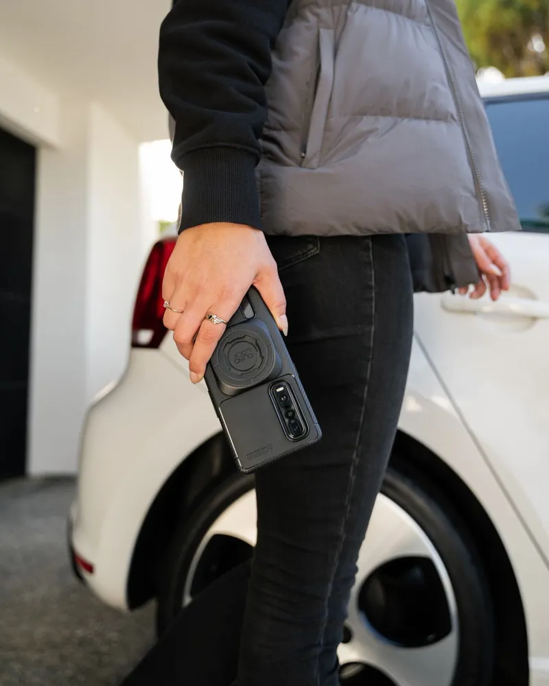 Quad Lock MAG Universal  Adaptor - Black-1