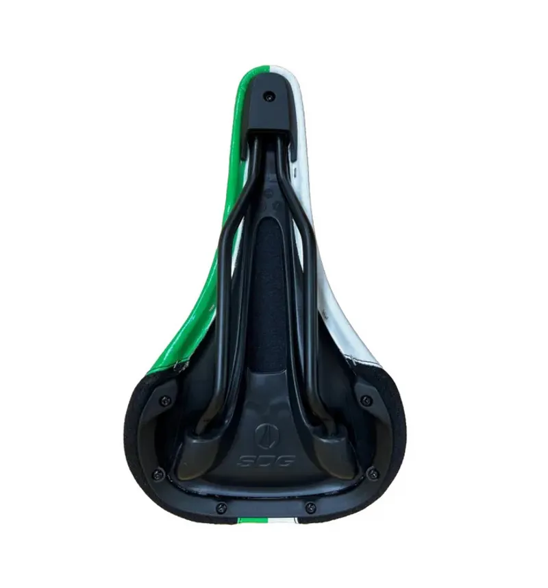 SDG Bel Air V3 Traditional Lux-Alloy Saddle - Welsh Flag-1