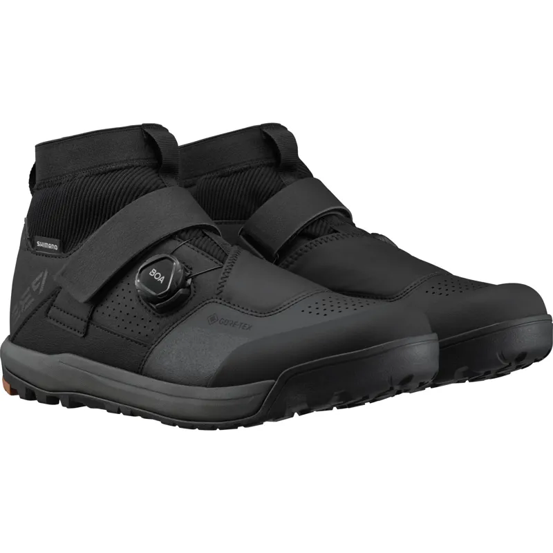 Shimano GE900 Gore-Tex MTB Shoes - Black-1