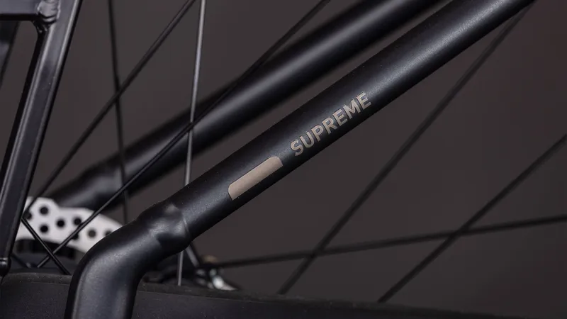 Cube Supreme Hybrid Comfort PRO 600wh 2026 Electric Hybrid Bike - Grey/Chrome-5
