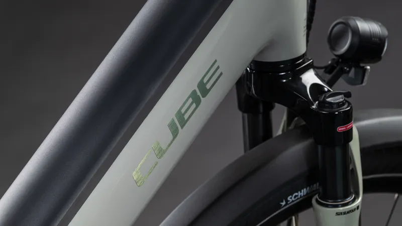 Cube Supreme Hybrid Deluxe ONE 600wh 2026 Electric Hybrid Bike - Ashgreen/Chrome-3
