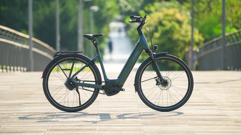 Cube Supreme Hybrid Deluxe SLT 600wh 2026 Electric Hybrid Bike - Metalblue/Reflex-8