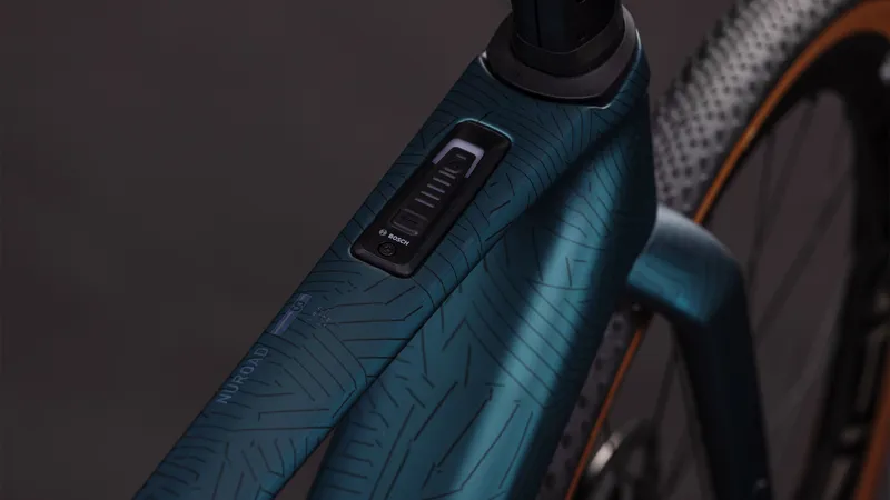 Cube Nuroad Hybrid C:62 SLT 400X 2026 Electric Gravel Bike - Royalgreen/Crisscross-2