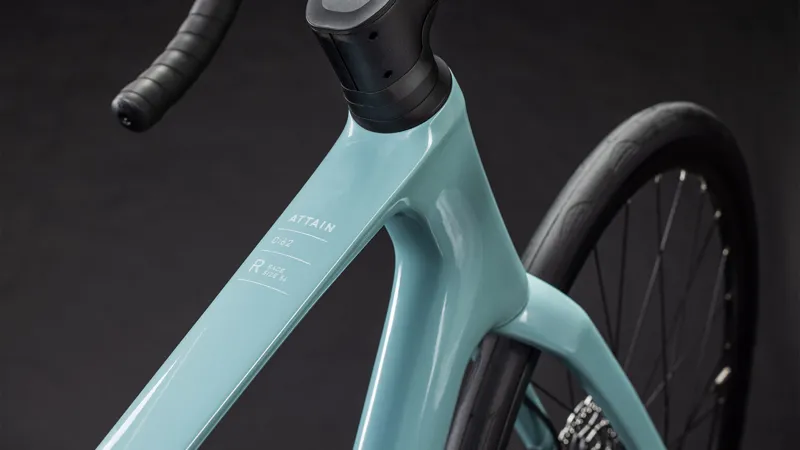 Cube Attain C:62 Race 2026 Carbon Road Bike - Skylight Blue/Cyan-2