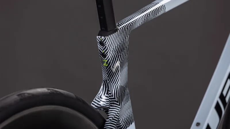 Cube Agree C:62 Race 2026 Carbon Road Bike - Glacier/Black-3