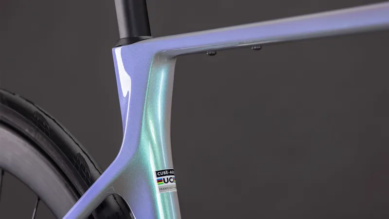 Cube Agree C:62 SLT 2026 Carbon Road Bike - Green Fusion/White-4