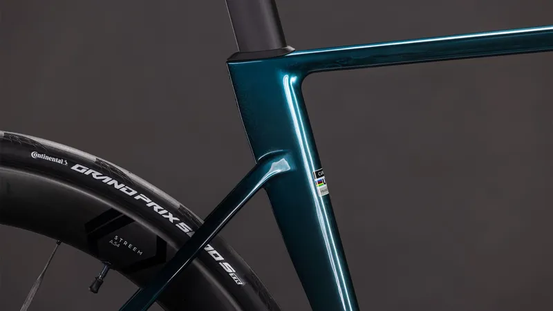 Cube Litening Air C:68X SLX 2026 Carbon Road Bike - Chromeblue/Liquidblue-4