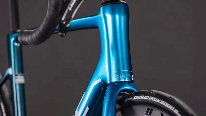 Cube Litening Air C:68X SLX 2026 Carbon Road Bike - Chromeblue/Liquidblue-7