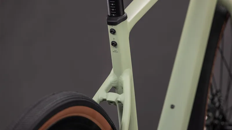 Cube Nuroad Pro 2026 Gravel Road Bike - Pea Grey-6