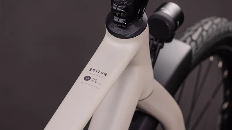 Cube Editor Pro FE 2026 Hybrid Bike - Oatgrey/Grey-2