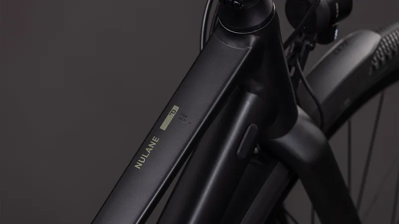 Cube Nulane Pro FE Trapeze 2026 Flat Bar Gravel Bike - Grey/Chrome-2
