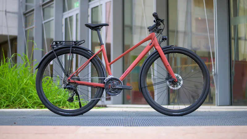 Cube Nulane Race Trapeze 2026 Hybrid Bike - Amber/Black-7