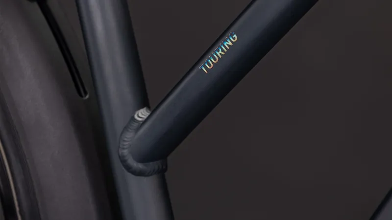 Cube Touring One Trapeze 2026 Hybrid Bike - Night/Chrome-5