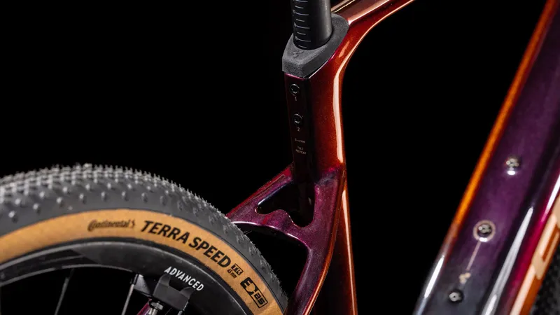 Cube Nuroad Hybrid C:62 SLT 2025 Electric Gravel Bike - Solar Eclipse-2