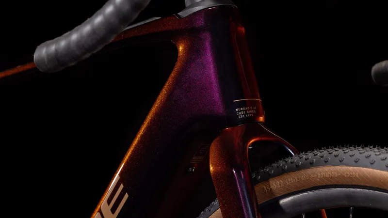 Cube Nuroad Hybrid C:62 SLT 2025 Electric Gravel Bike - Solar Eclipse-4