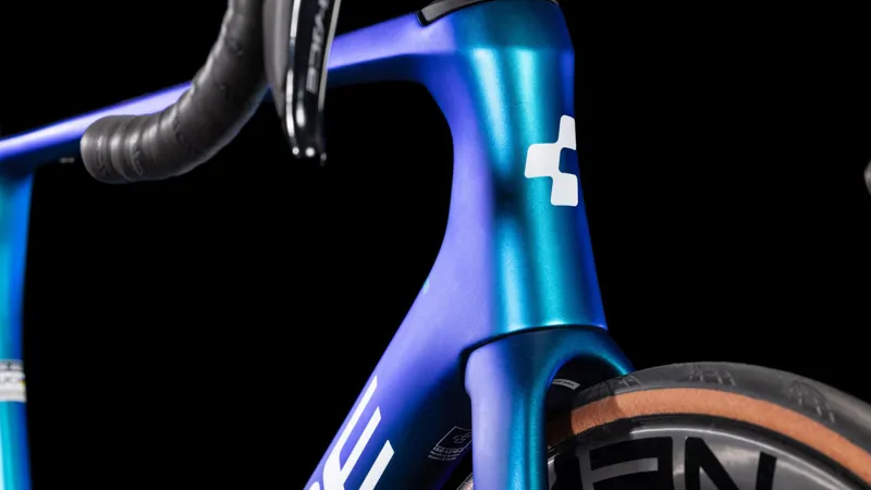 Cube Agree C:62 SLT 2025 Carbon Road Bike - Nebula/White-6