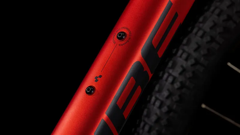 Cube Aim Pro 27.5/29er 2025 Hardtail Mountain Bike - Fire Orange/Black-4