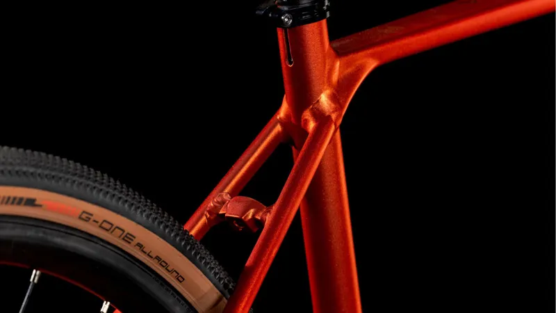 Cube Nulane Pro 2025 Flat Bar Gravel Bike - Fire Orange/Black-2