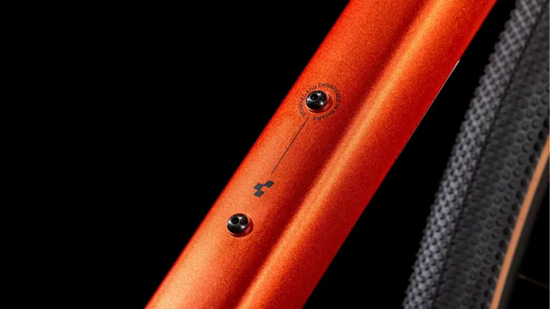 Cube Nulane Pro 2025 Flat Bar Gravel Bike - Fire Orange/Black-3