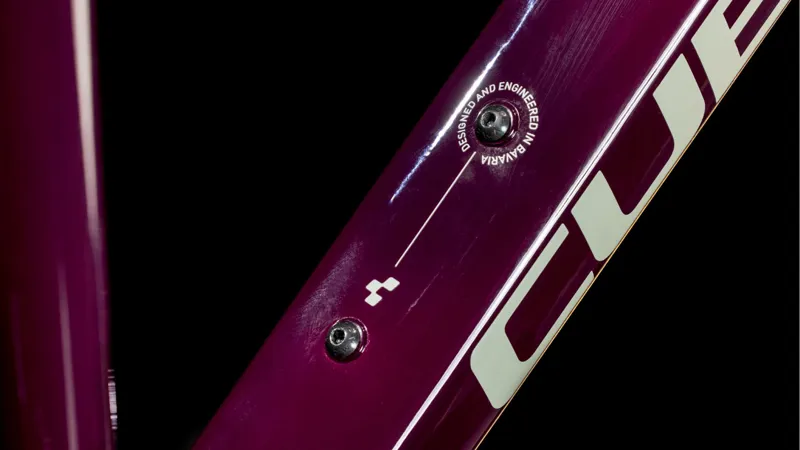 Cube Nature One Allroad Trapeze 2025 Hybrid Bike - Amarone/Lunar-3