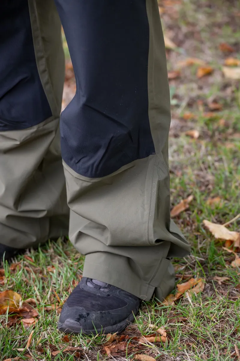 Madison Men's Waterproof Trousers - Olive/Black-2