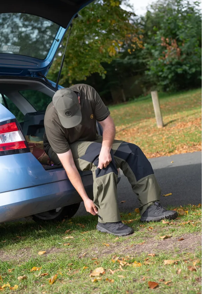 Madison Men's Waterproof Trousers - Olive/Black-3