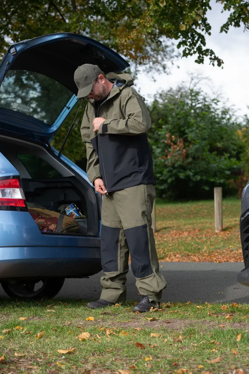 Madison Men's Waterproof Trousers - Olive/Black-4