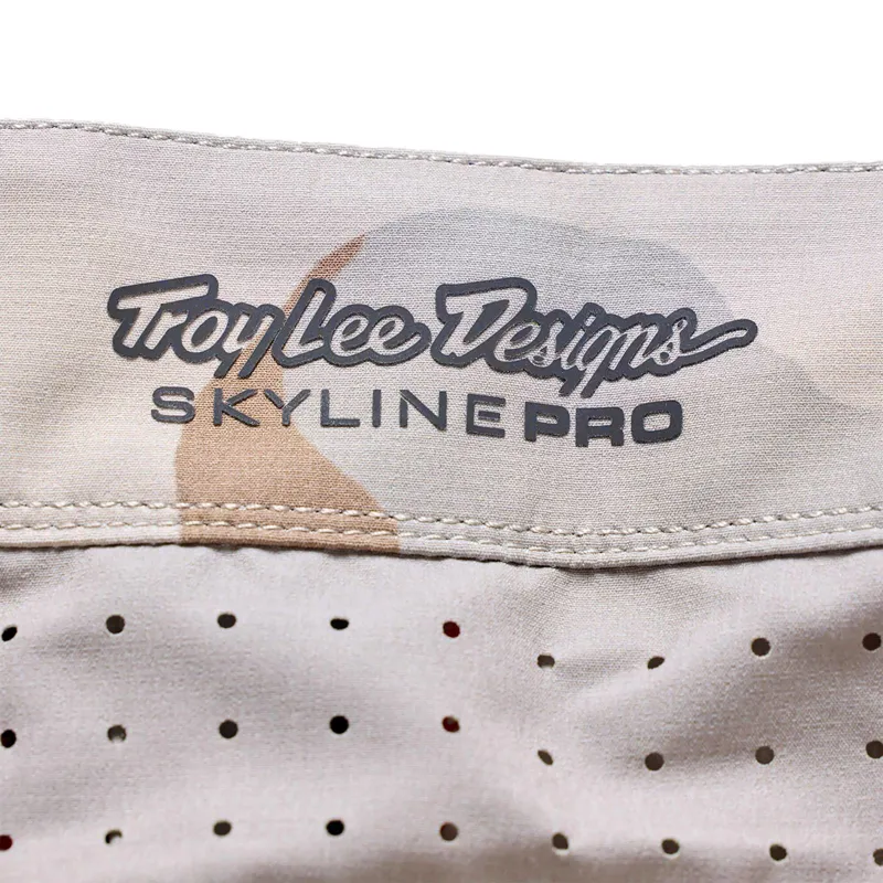 Troy Lee Designs Skyline Pro Men's Baggy Shorts - Flow Camo Pumice-3