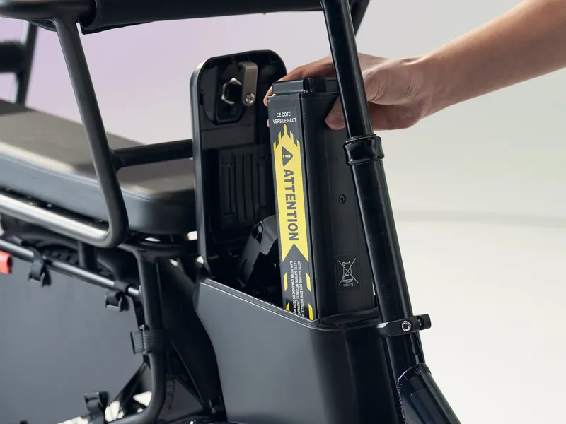 Momentum PakYak E+ Auxiliary Battery Holder - Black-1