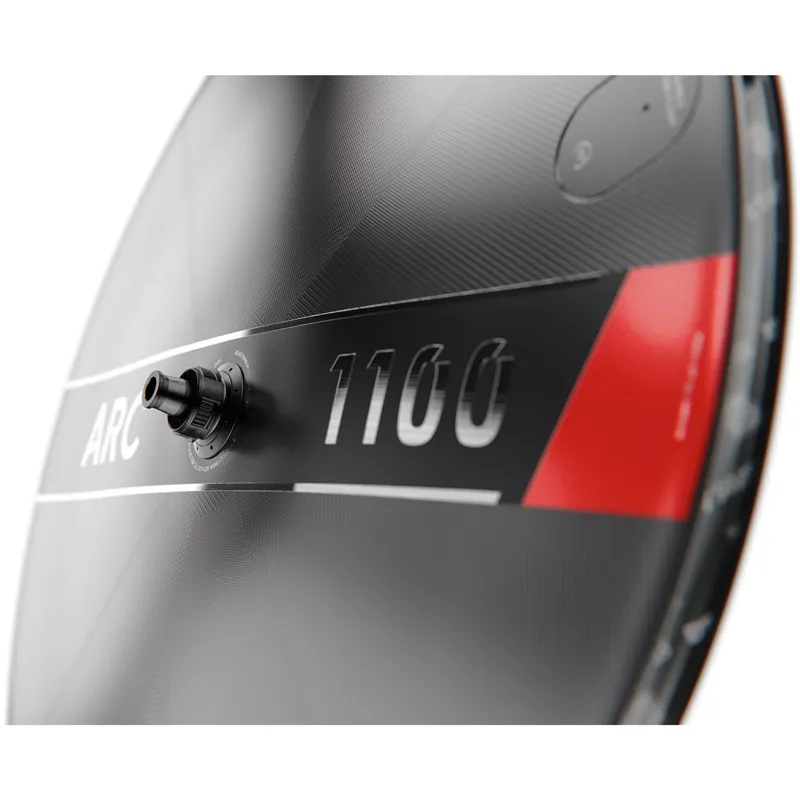 Dt Swiss ARC 1100 DICUT Disc Brake WTS Carbon Clincher 20mm Rear Rim + Tyre-1