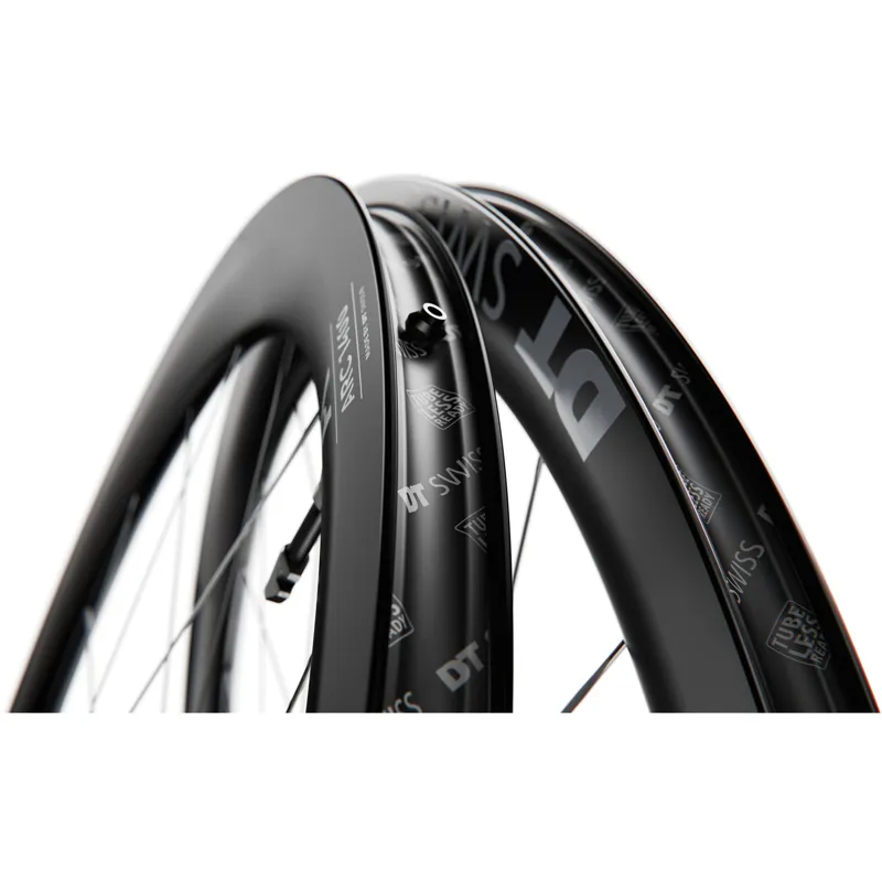 Dt Swiss ARC 1400 DICUT Disc Brake Carbon Clincher 55 x 22mm Rear Wheel-3