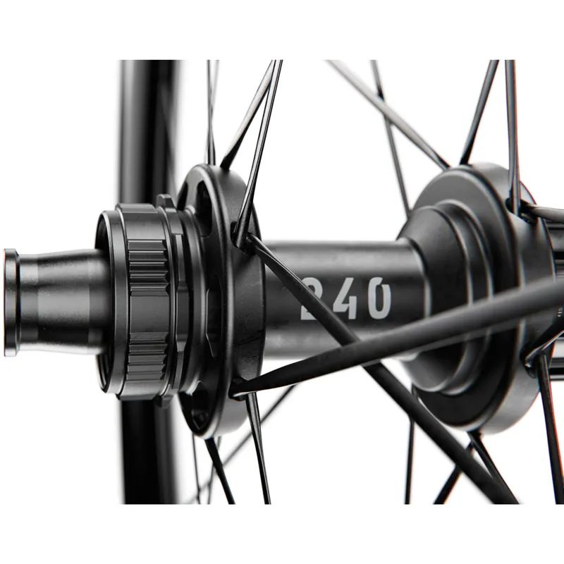 Dt Swiss ARC 1400 DICUT Disc Brake Carbon Clincher 55 x 22mm Rear Wheel-1