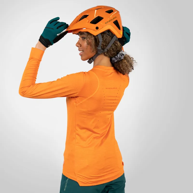 Endura SingleTrack Women's Long Sleeve Jersey - Orange Harvest-3