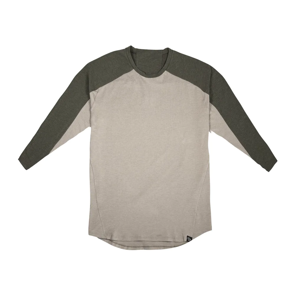 uPRISE Bikes Race Face Stage Drirelease 3/4 Sleeve Jersey - Sand | Price match, 365 day return s, 18-Month Warranty, Finance Available & Free UK Delivery