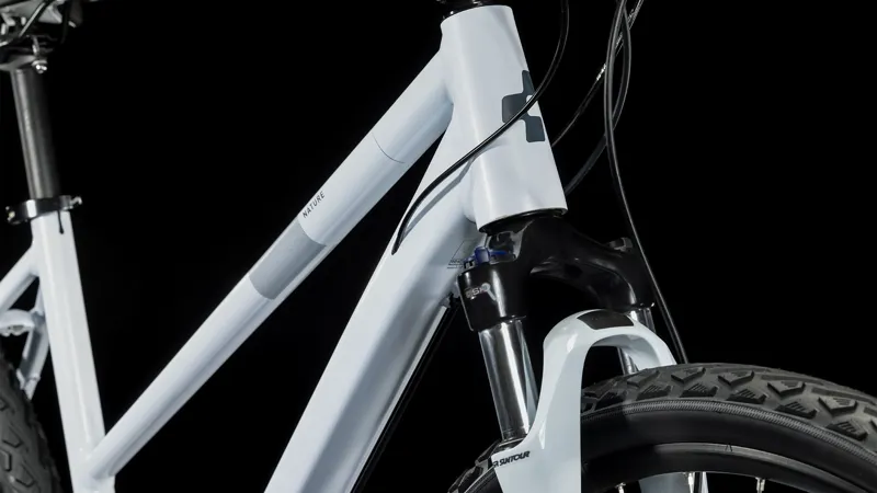 Cube nature womens hybrid bike deals