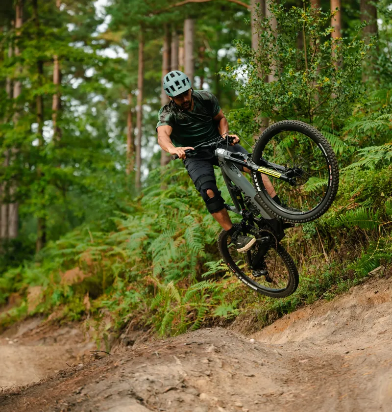 Whyte E-160 S 2024 Electric Mountain Bike - Gloss Grey-7